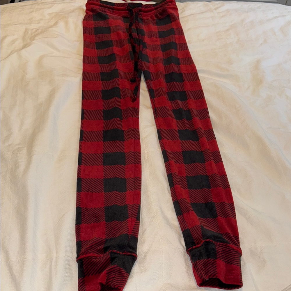 American Eagle Outfitters Bold Red and Black Striped Fabric